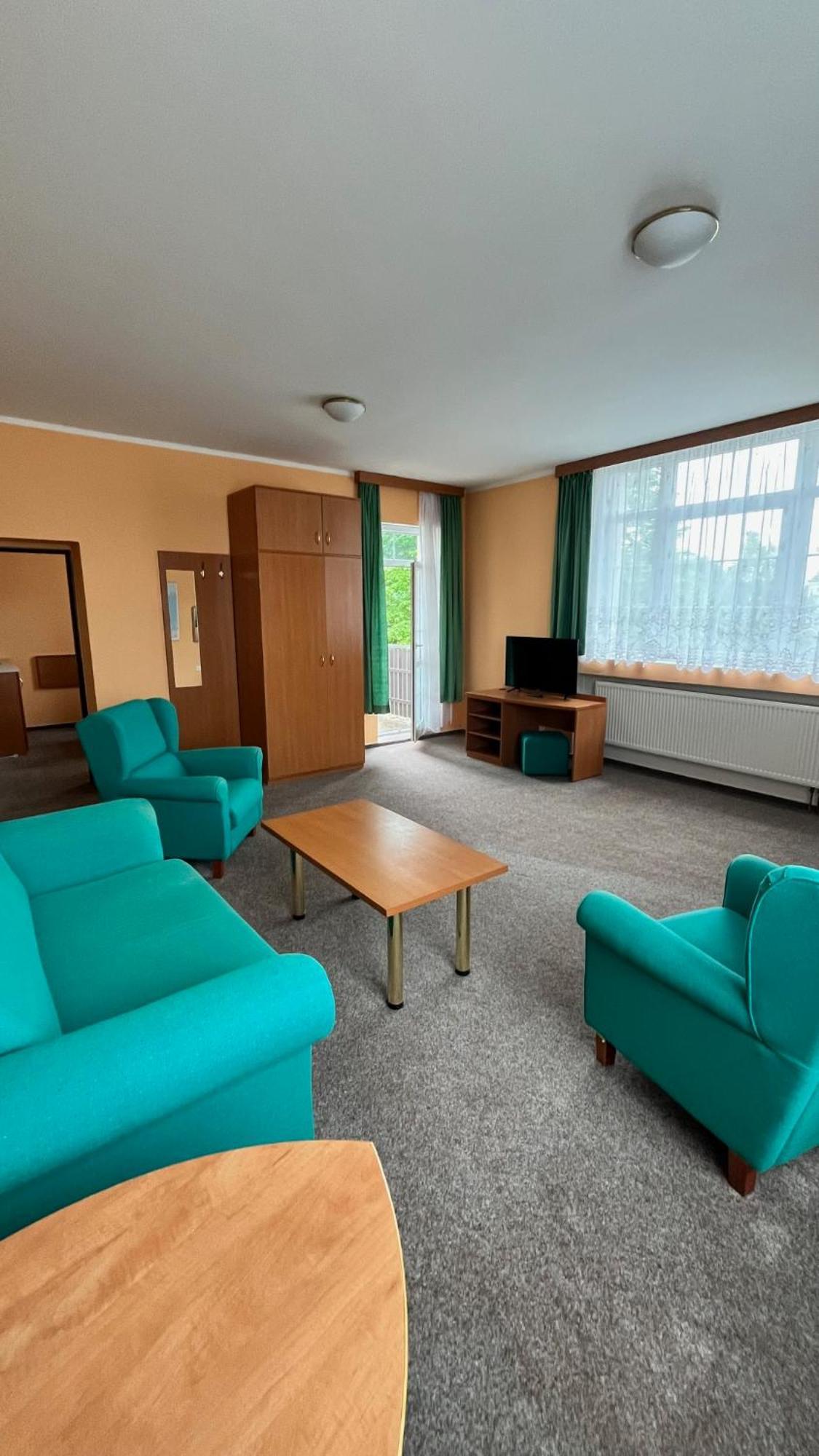 Grandhotel Nový Bor エクステリア 写真