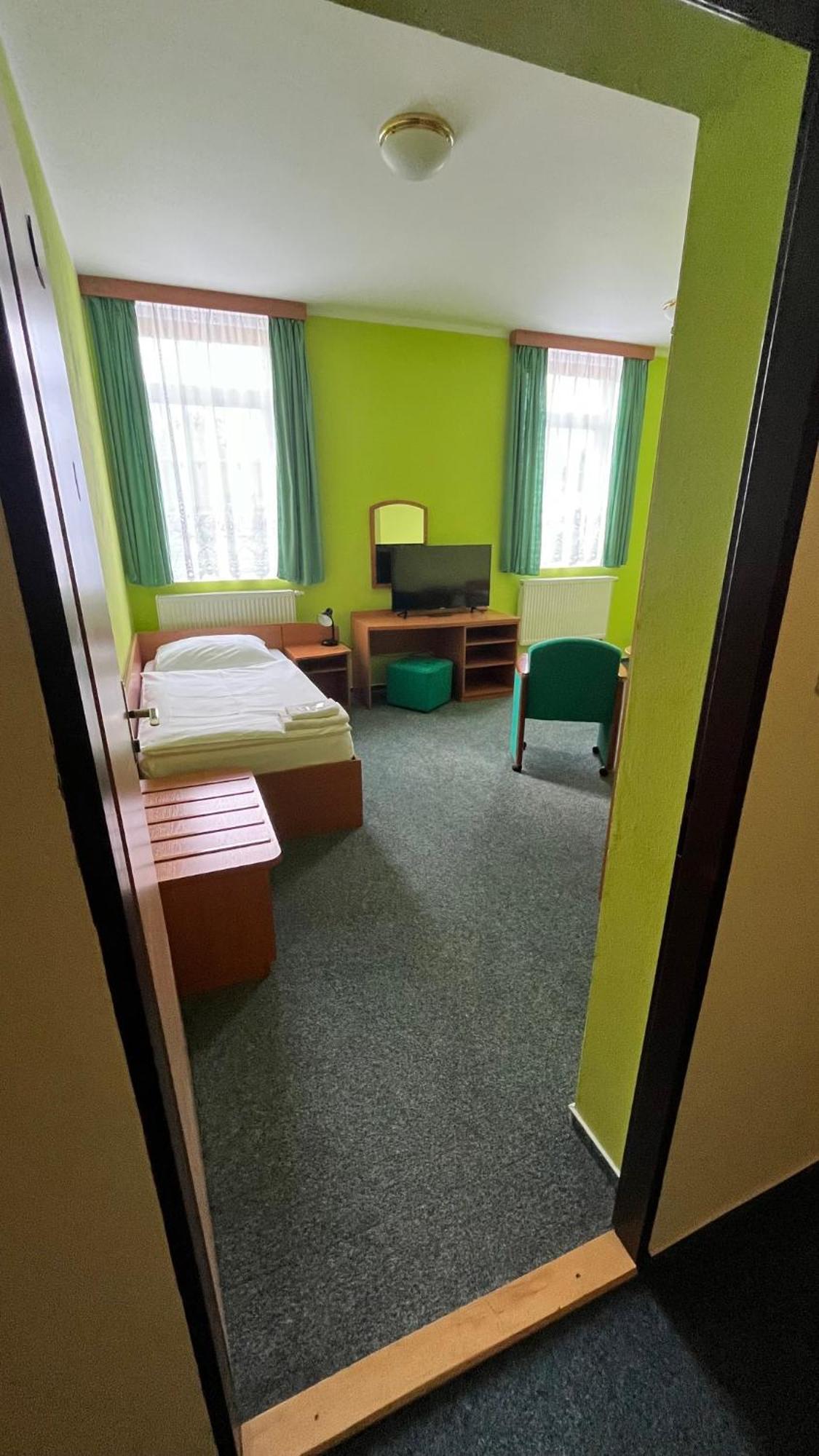 Grandhotel Nový Bor エクステリア 写真